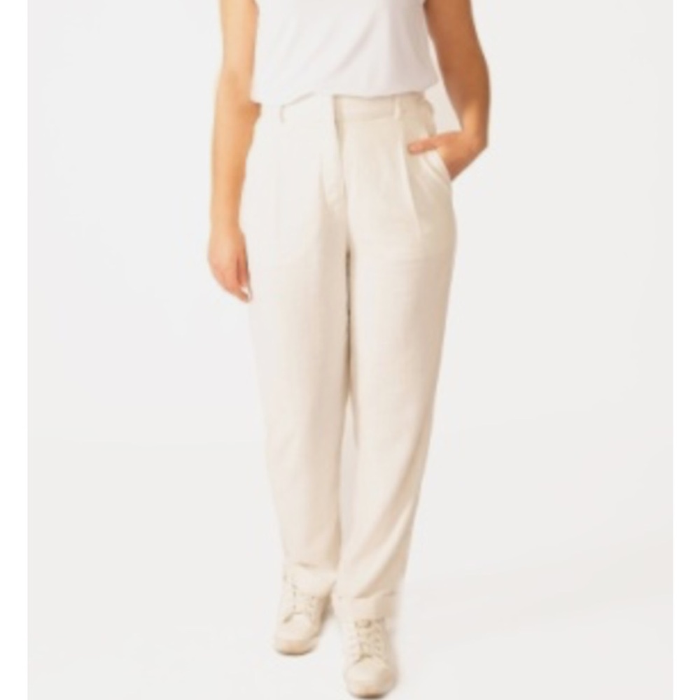 Black Tape pleated straight pant